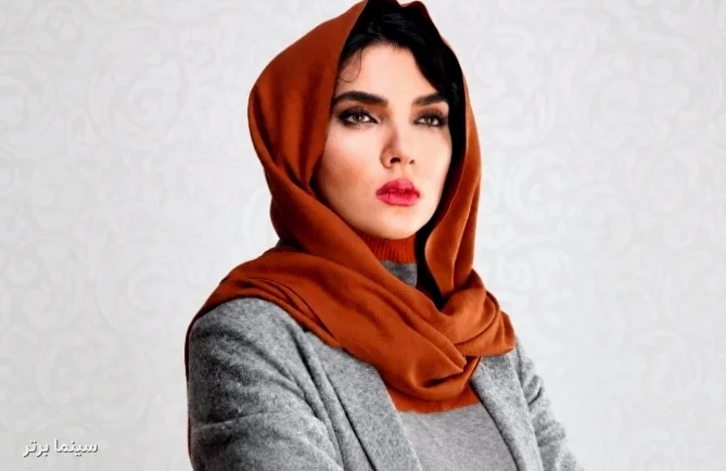 سارا رسول زاده بازیگر نقش نجلا